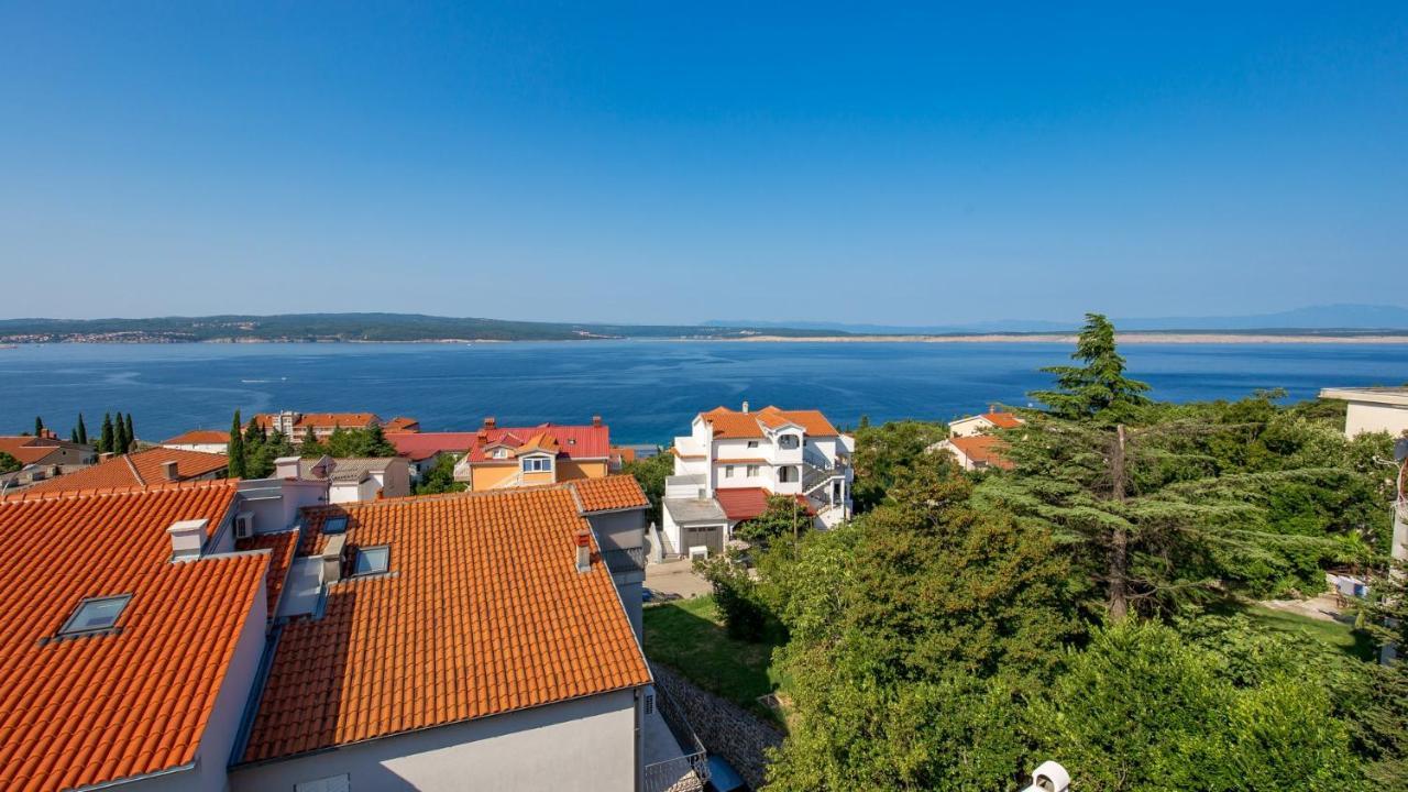 Apartments Villa Frankola With Swimming Pool Цриквеница Экстерьер фото