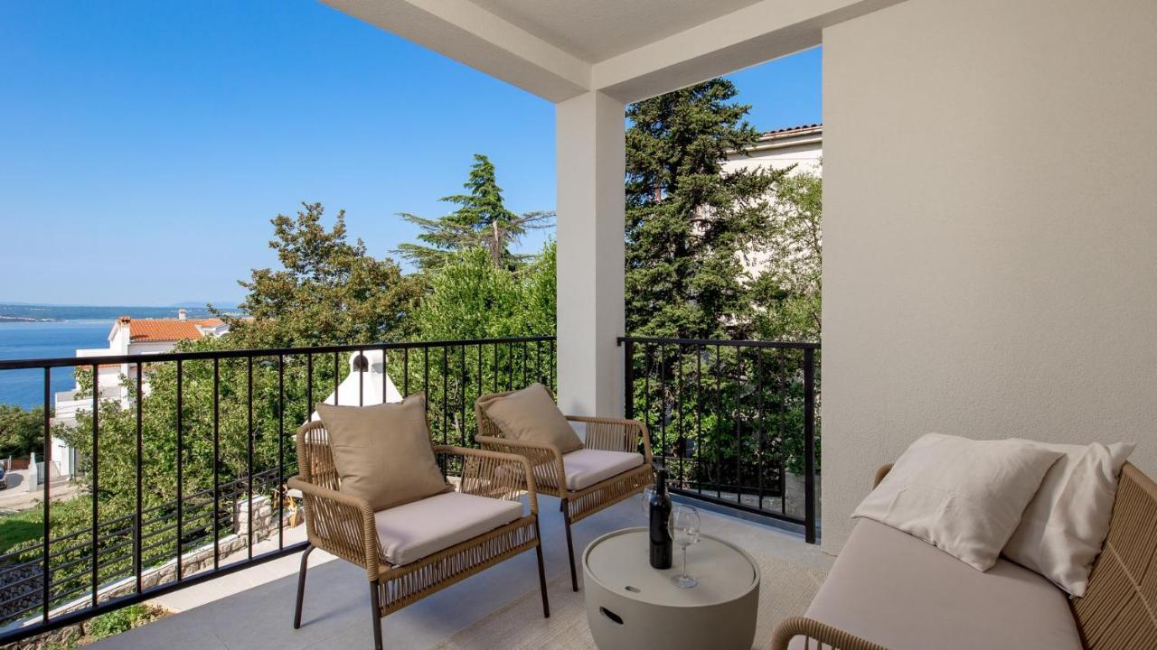 Apartments Villa Frankola With Swimming Pool Цриквеница Экстерьер фото