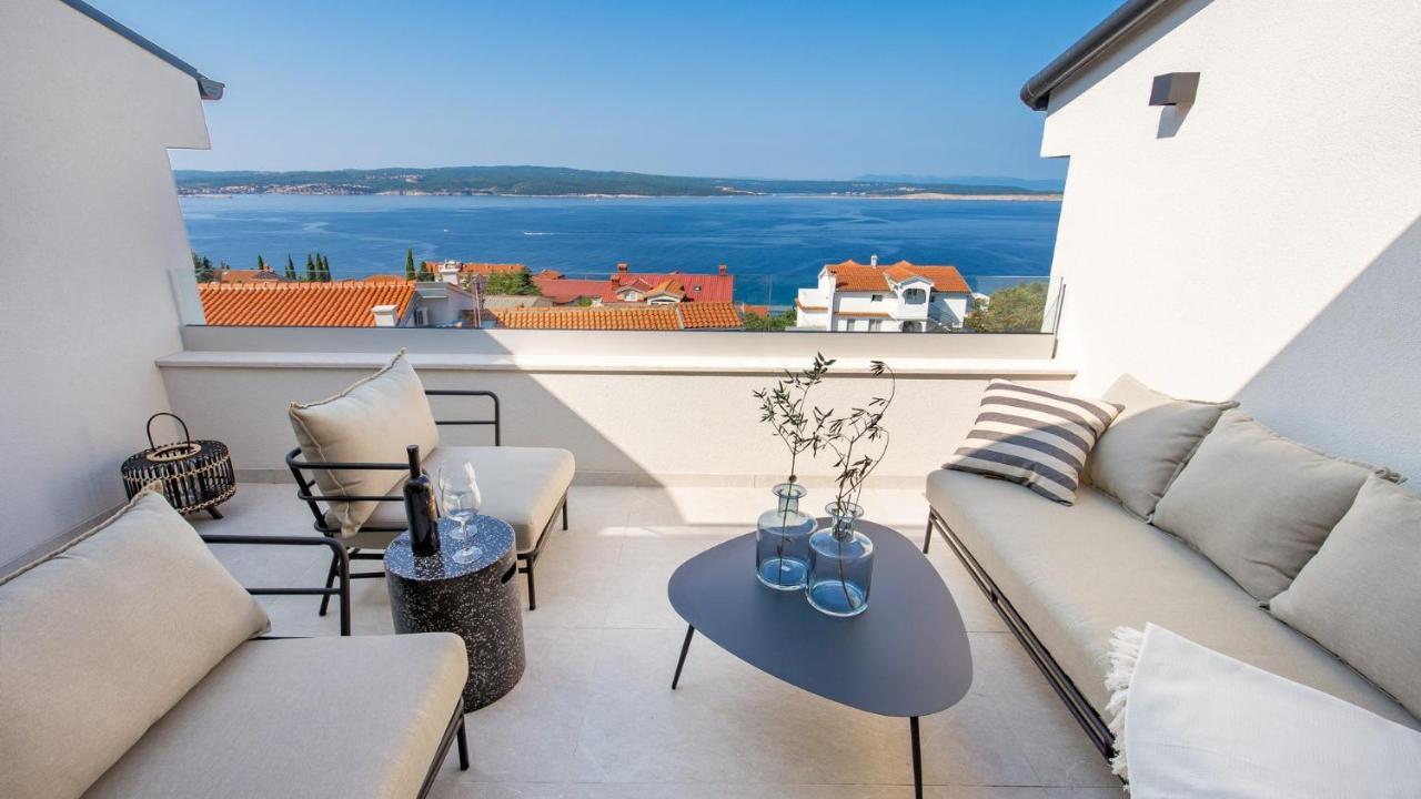 Apartments Villa Frankola With Swimming Pool Цриквеница Экстерьер фото